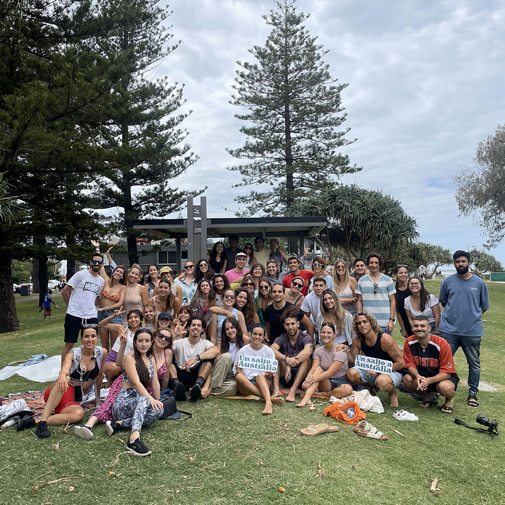 estudia y trabaja en australia