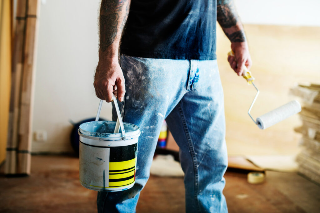cuanto gana un pintor en australia